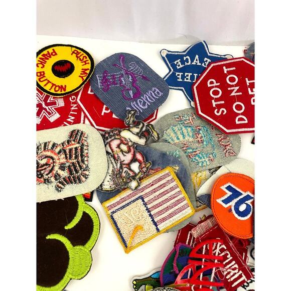 150 PC Assorted Sewing Applique Patches Iron on Sew On NEW Mixed Sequin Crafting - Picture 4 of 16